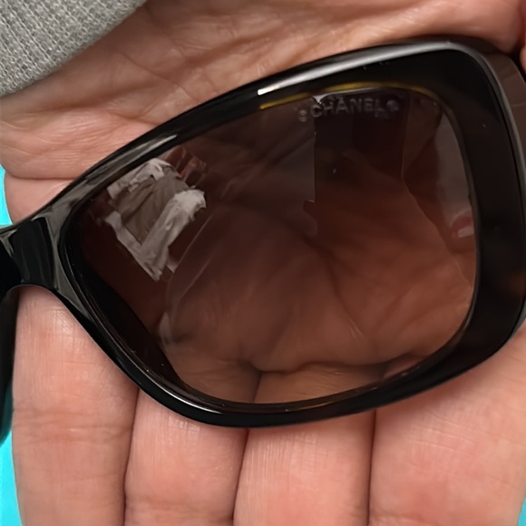 Chanel 5186 Sunglasses Brown Tortoise Frame - Picture 9 of 14